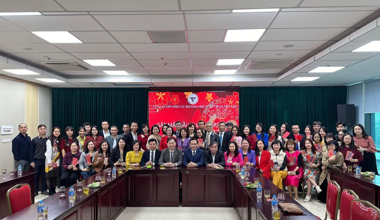 Liên hiệp Hội Việt Nam tổ chức gặp mặt cán bộ, viên chức, người lao động nhân dịp Xuân Giáp Thìn 2024